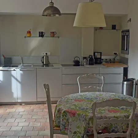 Maison De Charme Uzes, Parking Prive *